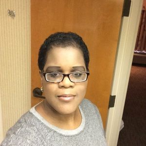 Meet your Posher, Annie